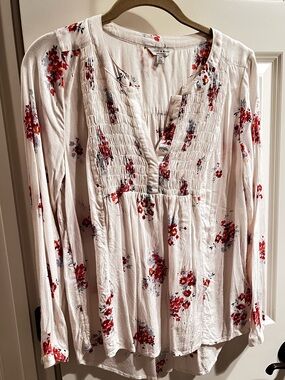 Lucky Brand Cream Floral Smocked V-Neck Top